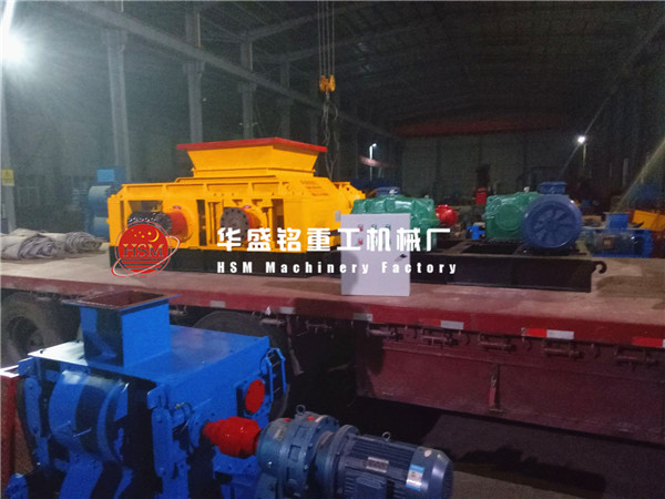 ��݁����C